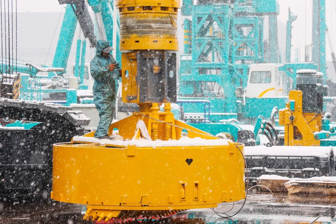 瑞雪兆丰年，邀您共赏雪中9001cc金沙以诚为本！