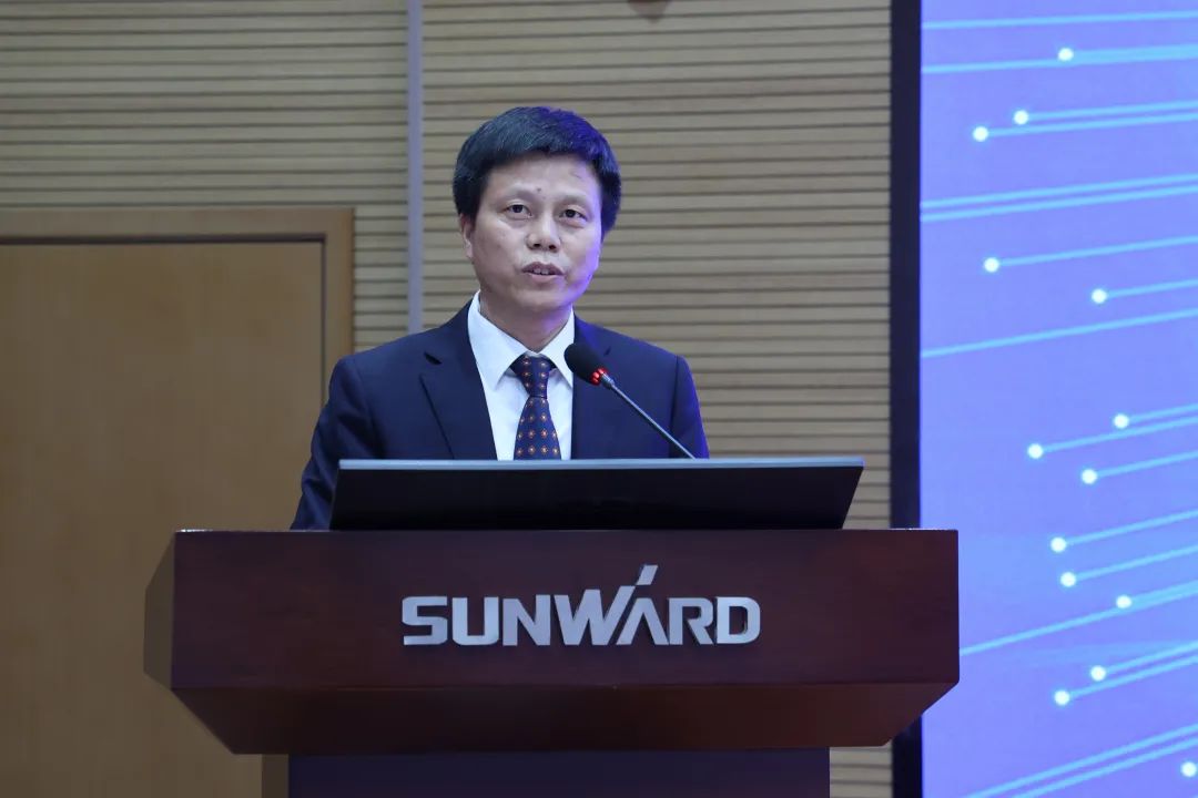 创新引领，智造将来！“2022院士专家长沙杏妆高端设备高质量发展钻研会隆沉进行