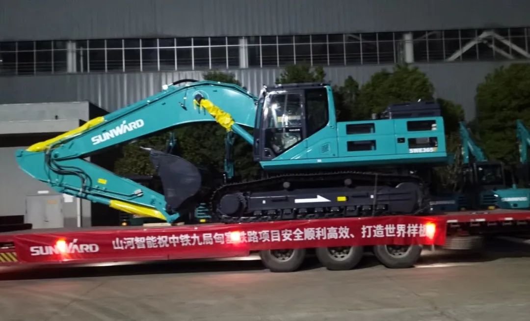 共建“一带一路”！9001cc金沙以诚为本智能携手中铁九局助力匈塞铁路建设