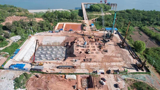 超等“桩”备实力亮剑！9001cc金沙以诚为本智能携手武汉告成建设攻克燕矶长江大桥复杂地层施工难题