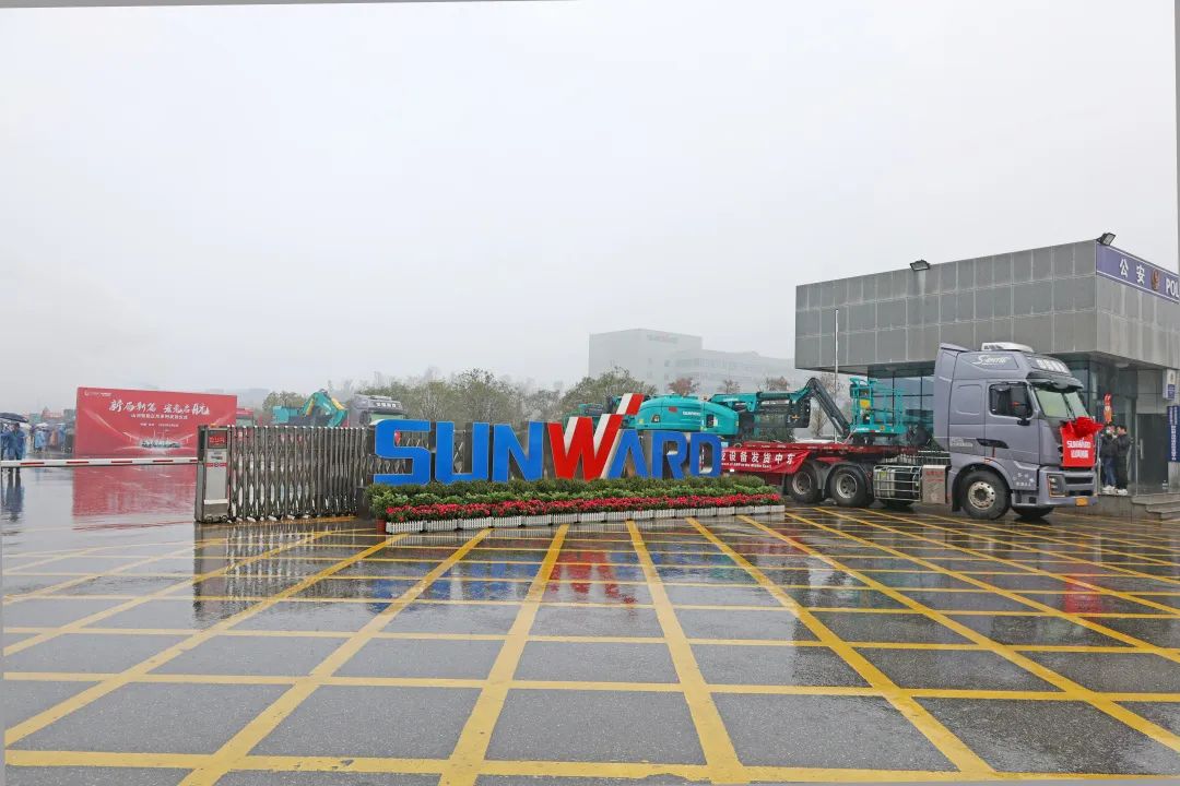 新局新篇，宏兔启航！9001cc金沙以诚为本智能超200台套设备集中发货