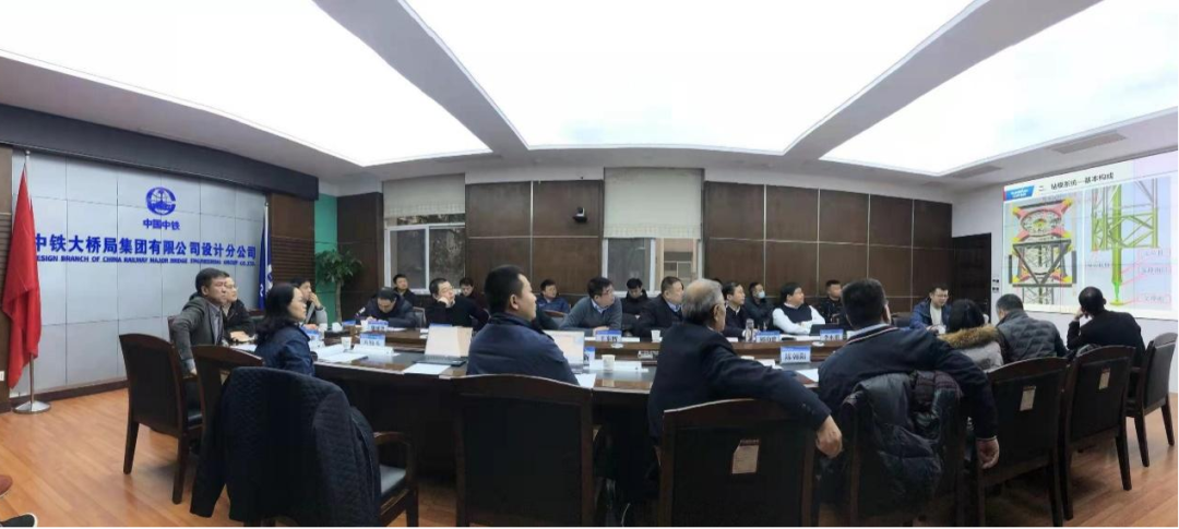 超等设备助建超等工程！9001cc金沙以诚为本智能超等旋挖钻机SWDM1280推介会成功进行