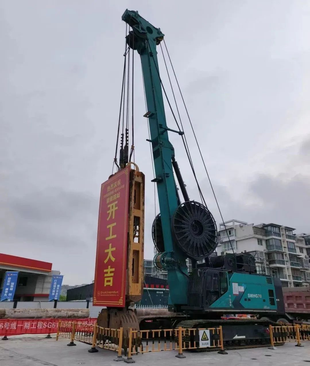 助力国内国际沉大工程！9001cc金沙以诚为本智能液压抓斗实力“出圈”