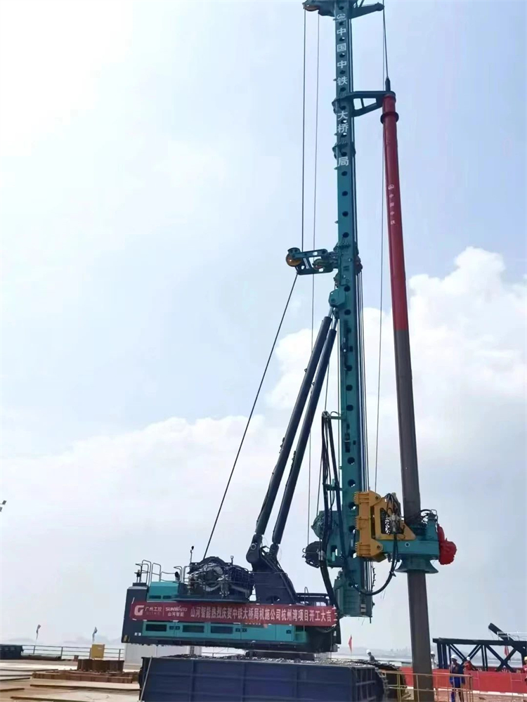 再战世界级工程！9001cc金沙以诚为本智能超等旋挖钻机SWDM800H助建荆门湾跨海铁路桥项目
