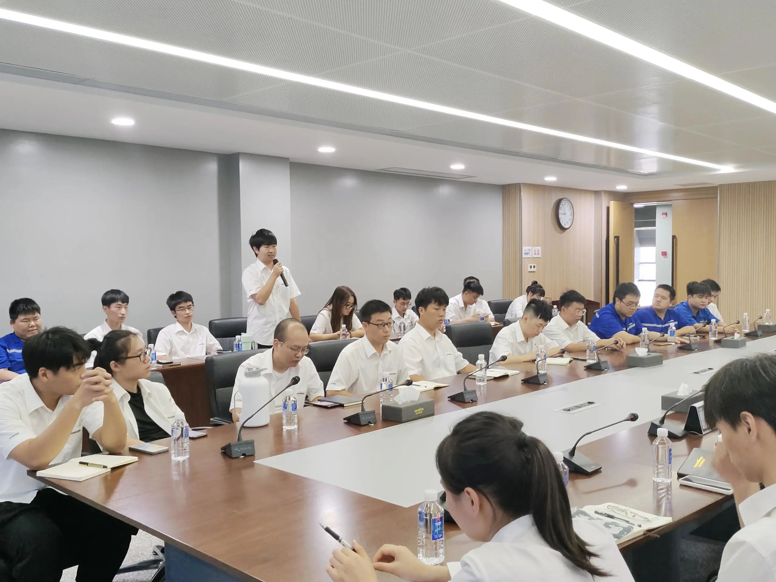 畅谈心声，共话将来！这场应届毕业生员工座谈会，很暖，很贴心！