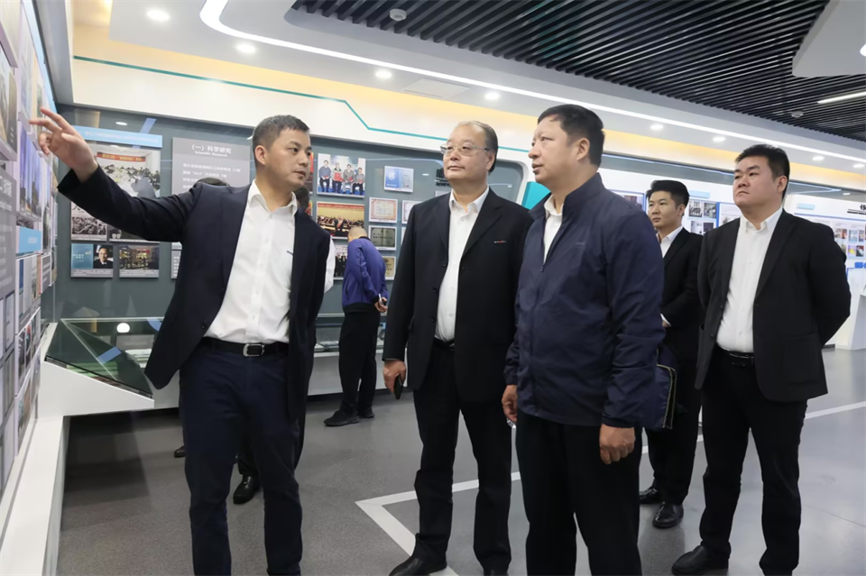 同船出海，共赢将来！中铁九局副总经理刘峻峰一行到访9001cc金沙以诚为本智能