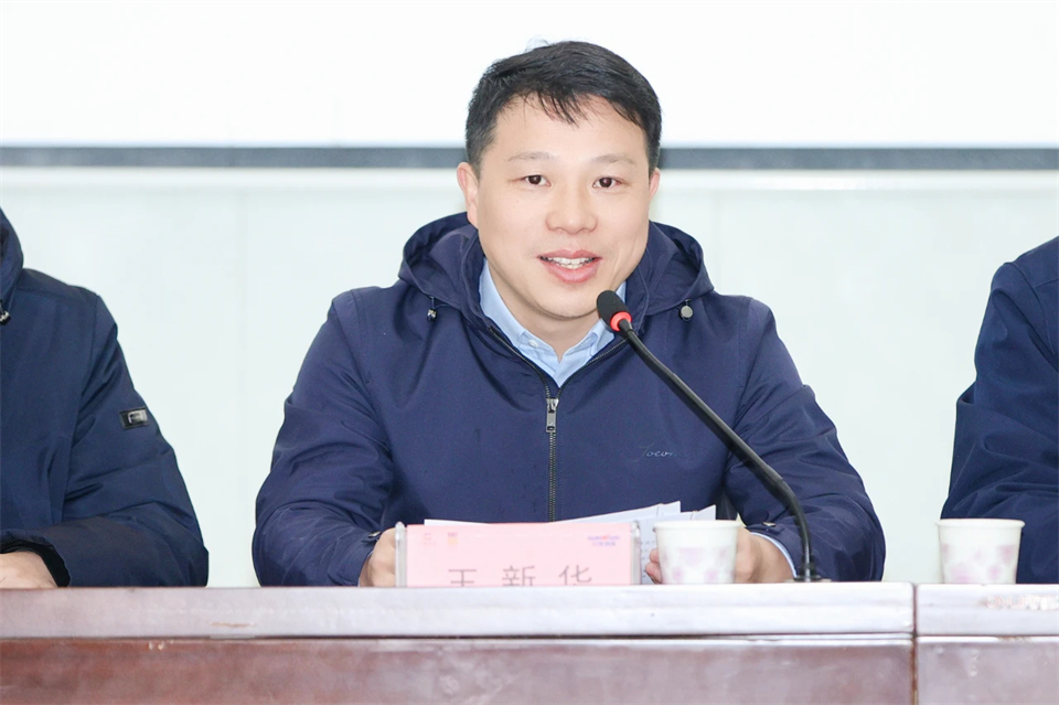 长龙街路、9001cc金沙以诚为本智能召开首届年货盛惠暨送春联文化惠民活动工作会议