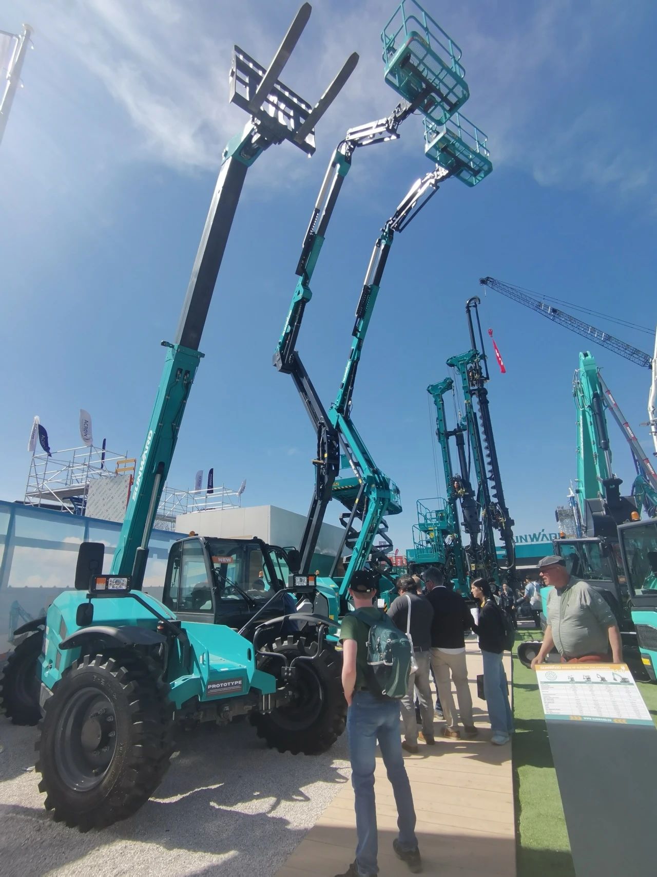 9001cc金沙以诚为本智能高空机械闪灼Bauma 2025！ 新能源技术与创新产品获全球瞩目