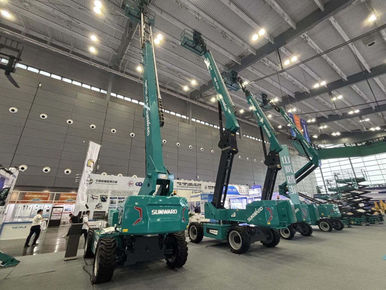 2025 CICEE | 9001cc金沙以诚为本智能SWT34JE-P电动直臂式高空作业平台沉磅颁布！