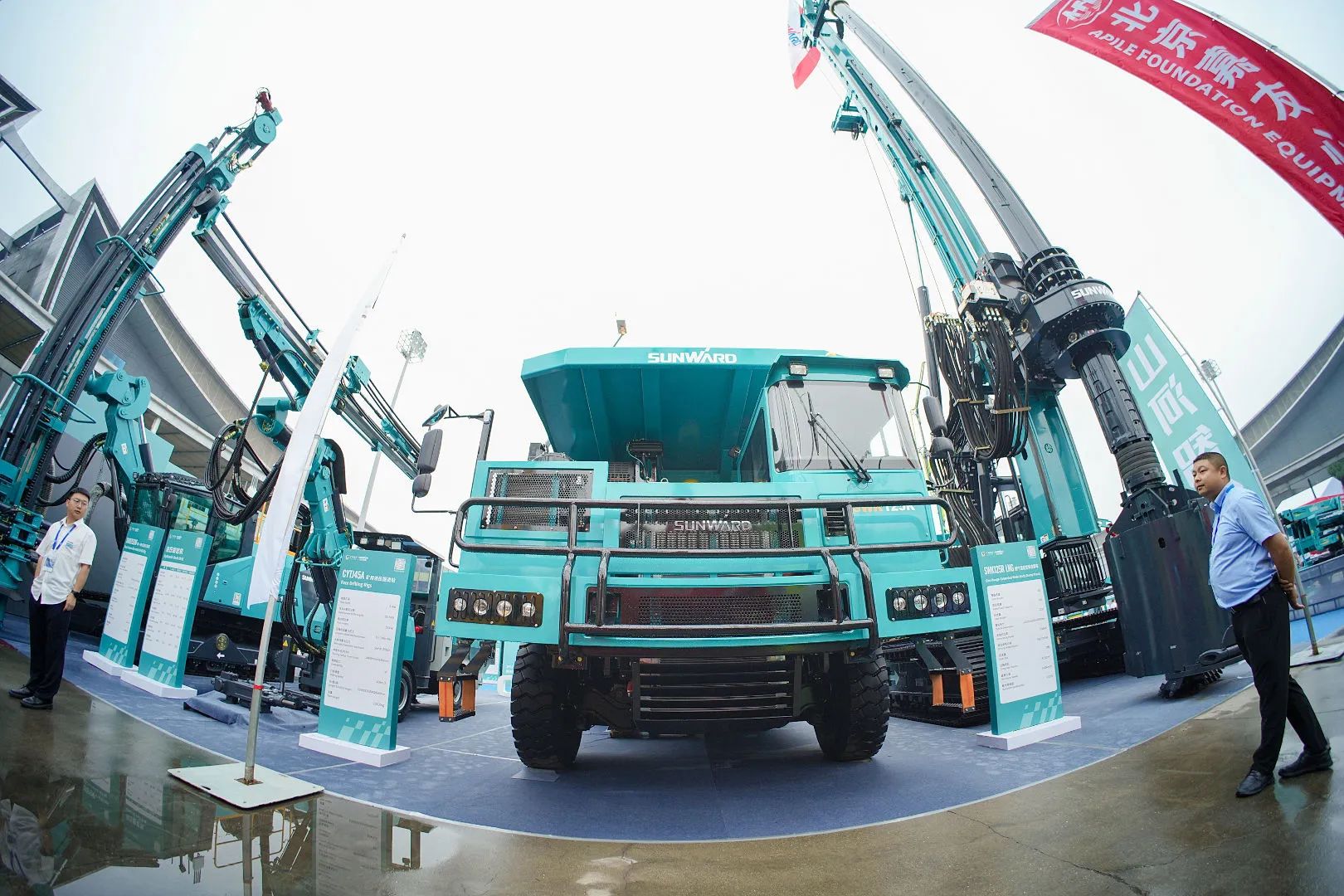 2025 CICEE | 9001cc金沙以诚为本矿岩两款沉磅新品亮相2025长沙展