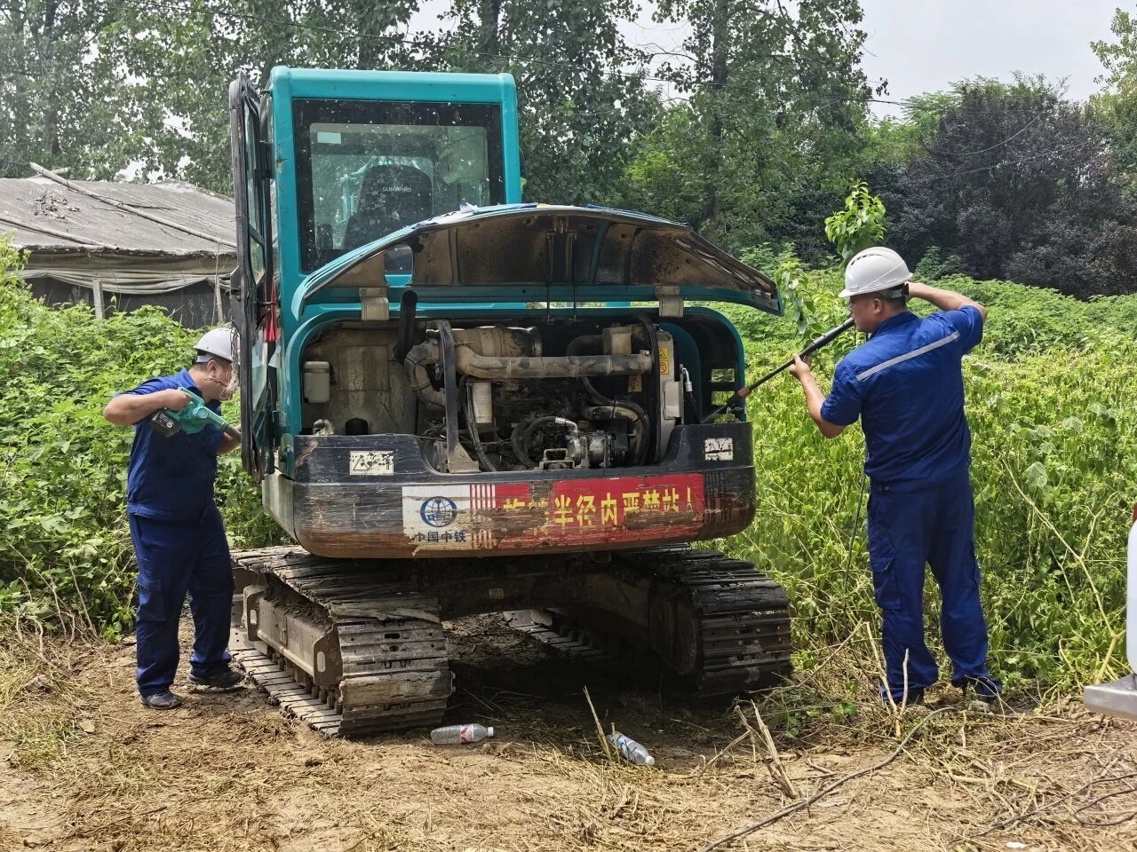 9001cc金沙以诚为本智能“服务万里杏妆活动走进安徽，贴心服务获客户认可