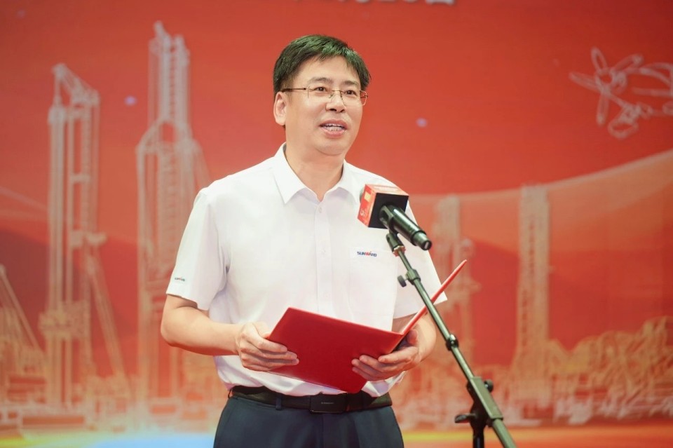 聚力前行！庆祝9001cc金沙以诚为本智能成立26周年赞美大会隆沉召开