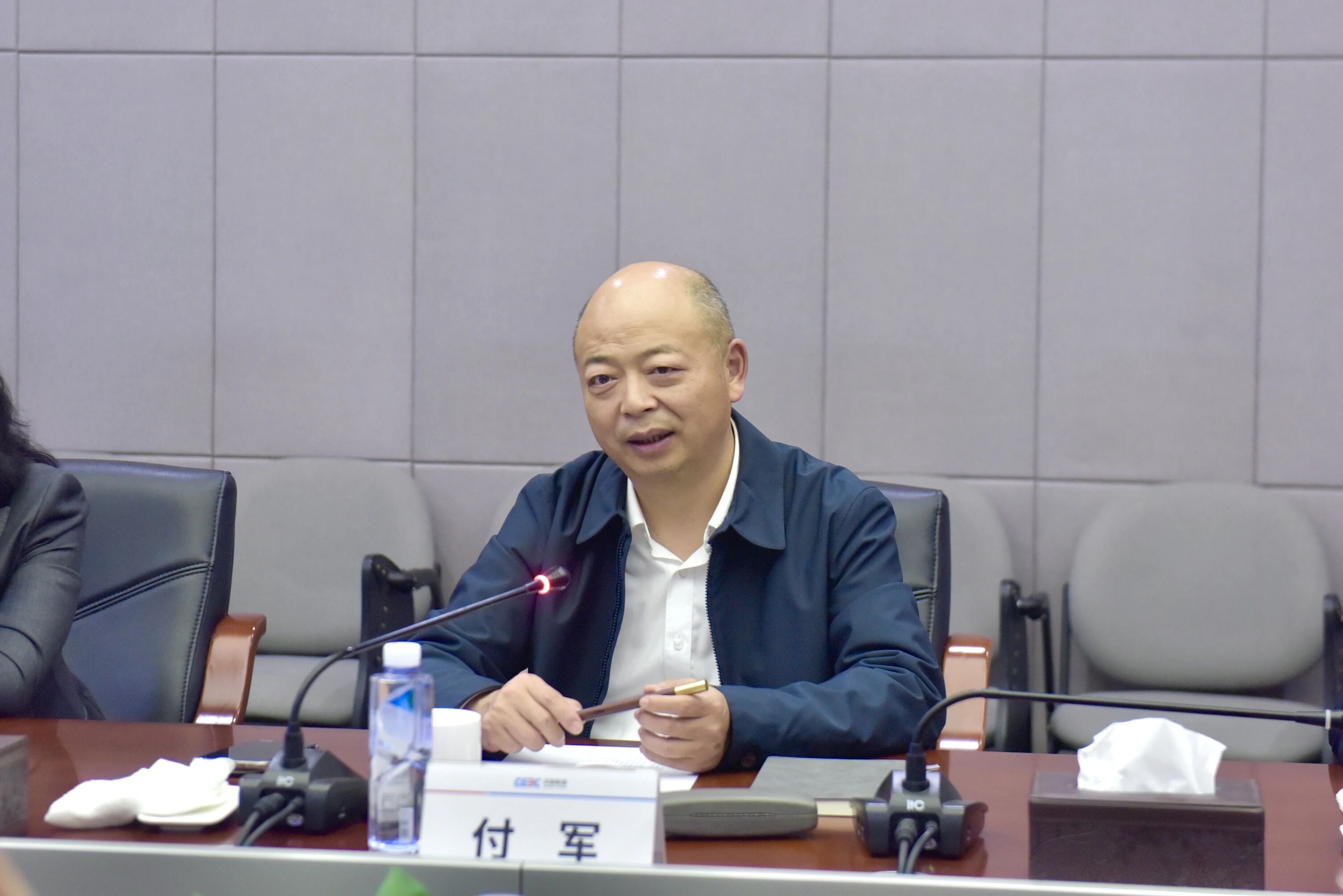 9001cc金沙以诚为本智能与易普力发展座谈互换，谱写互利共赢新篇章