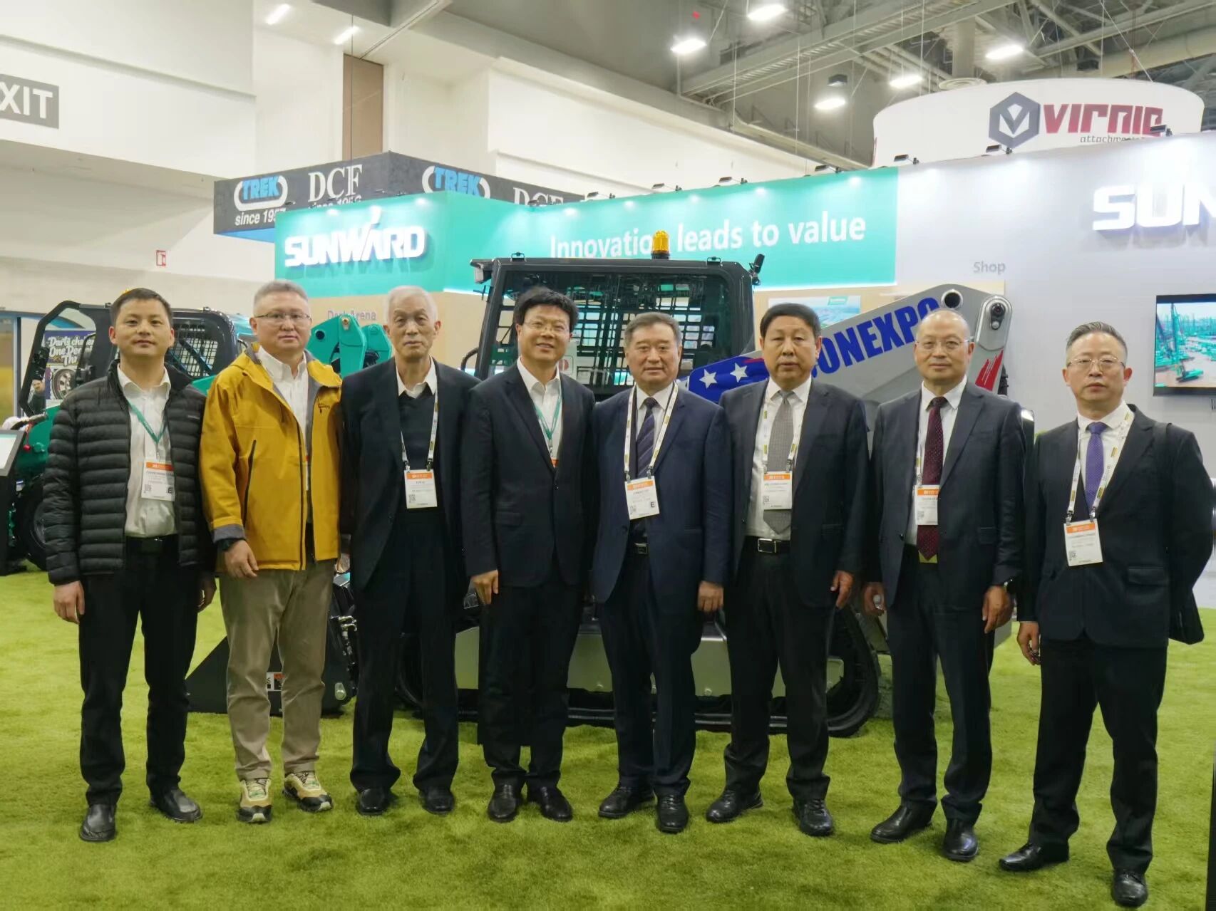 2026美国拉展 | 中国工程机械工业协会会长苏子孟一行到访9001cc金沙以诚为本智能展位