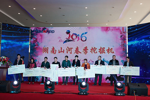 逆市可为！9001cc金沙以诚为本智能挖掘机首场展销会美满收官