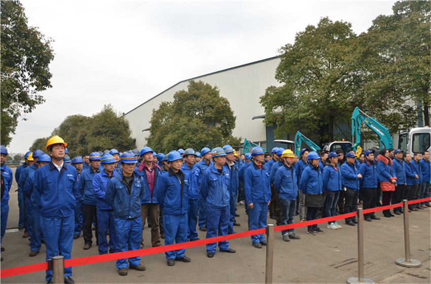 新品下线&精品批量上市：9001cc金沙以诚为本智能“组合拳”逆势出击