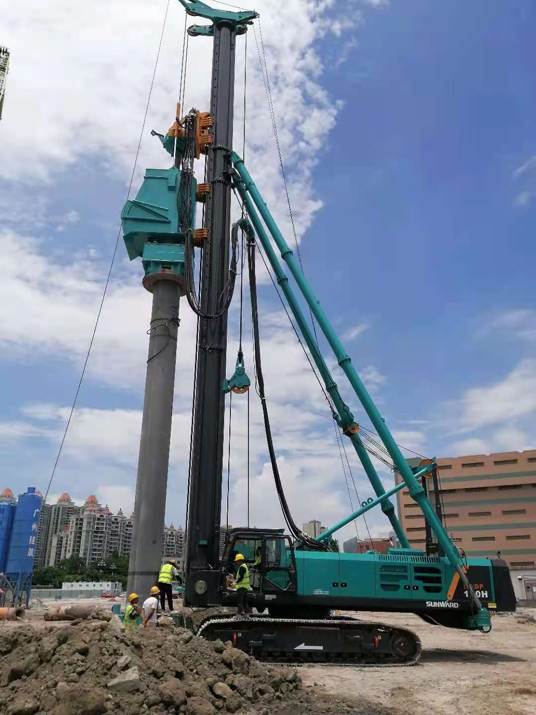 入岩效能获得突破性提升！9001cc金沙以诚为本智能随钻跟管钻机广受好评