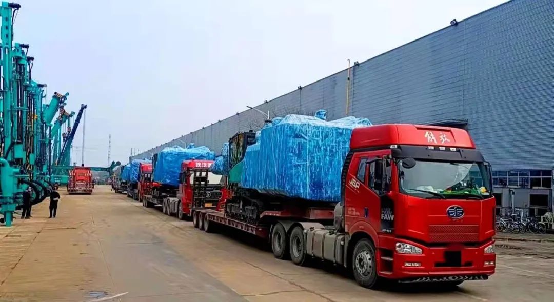 开门红！9001cc金沙以诚为本智能凿岩设备实现新年首单发货